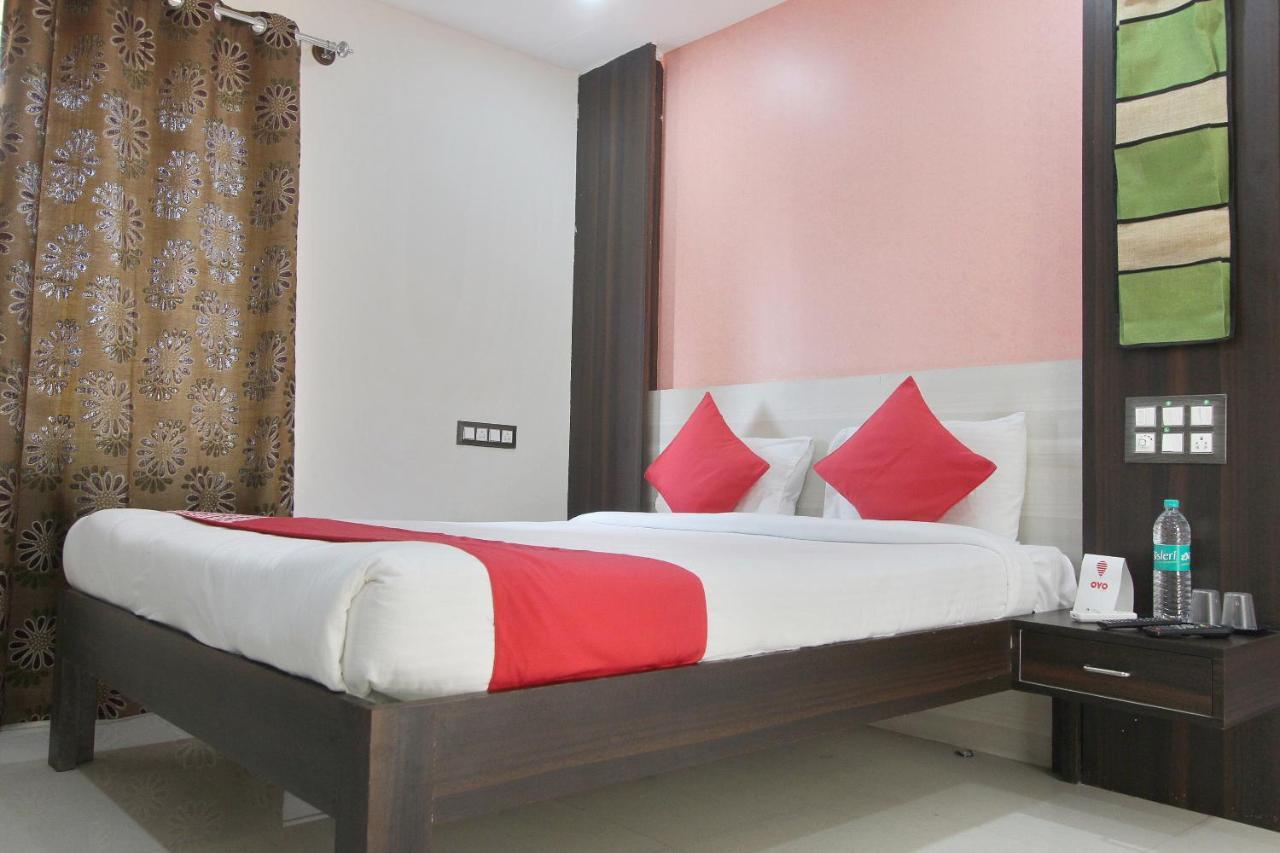 Capital O 70534 Habitat Suites And Rooms Bangalore Esterno foto