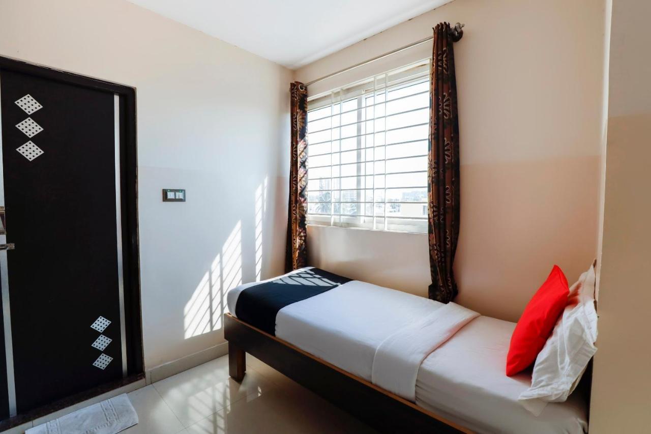 Capital O 70534 Habitat Suites And Rooms Bangalore Esterno foto
