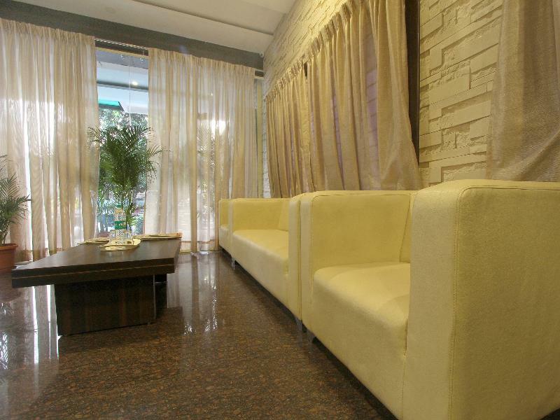 Capital O 70534 Habitat Suites And Rooms Bangalore Esterno foto