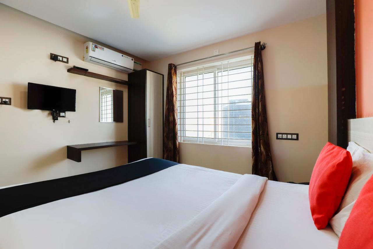 Capital O 70534 Habitat Suites And Rooms Bangalore Esterno foto